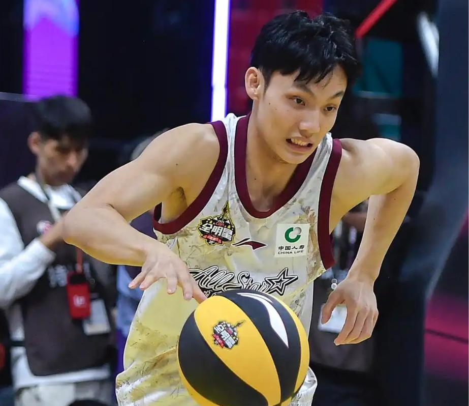 南宫NG窗口期CBA常规赛传出新动向，菲尼克斯太阳止住颓势，管理层表态：球迷炸锅，球队文化再被提及的简单介绍